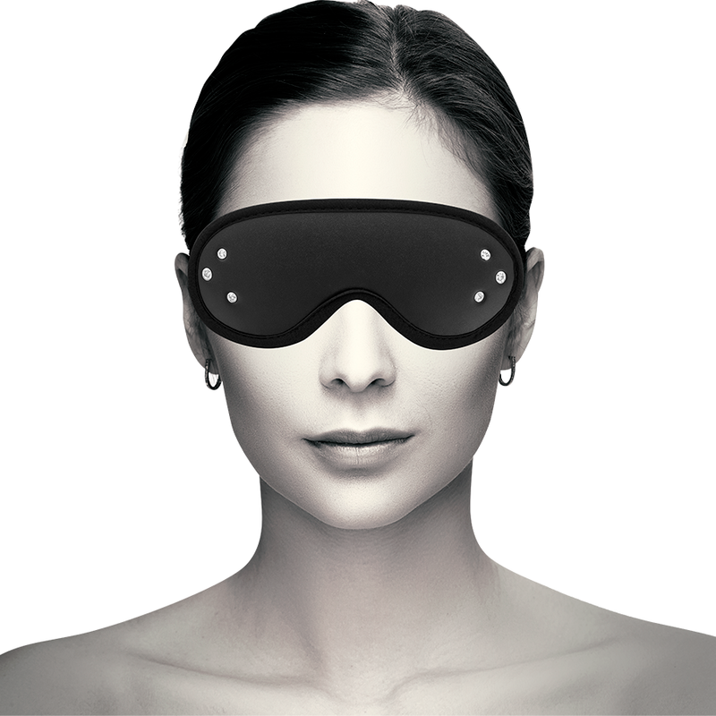 COQUETTE CHIC DESIRE - FANTASY VEGAN LEATHER BLIND MASK WITH NEOPRENE LINING - 3