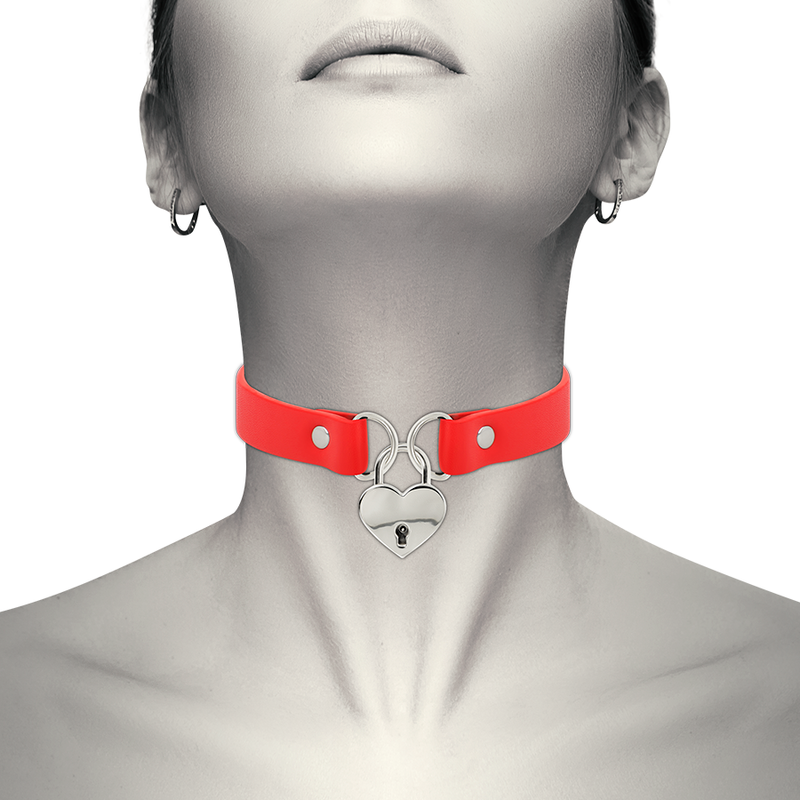 COQUETTE CHIC DESIRE - RED VEGAN LEATHER NECKLACE WITH HEART ACCESSORY WITH KEY - 2