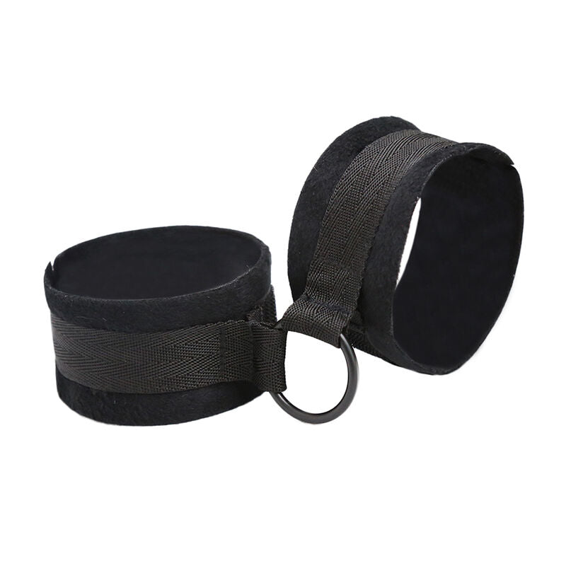 OHMAMA FETISH - CUFFS FOR BEGINNERS