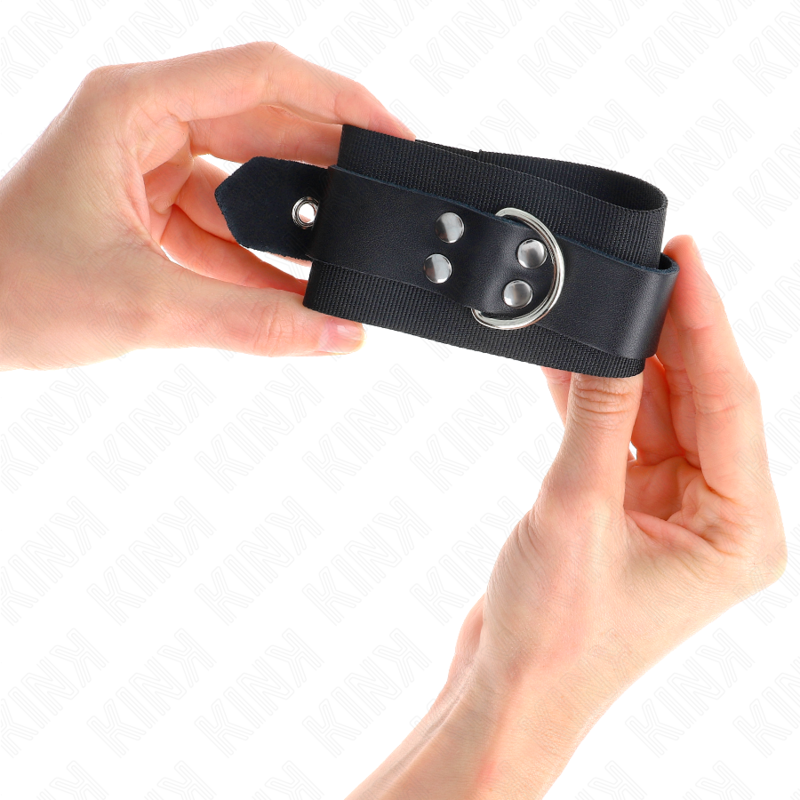 KINK - NYLON WRIST RESTRAINTS BLACK WITH LEATHER BELT BLACK ADJUSTABLE 19-29 CM X 5.1 CM - 3