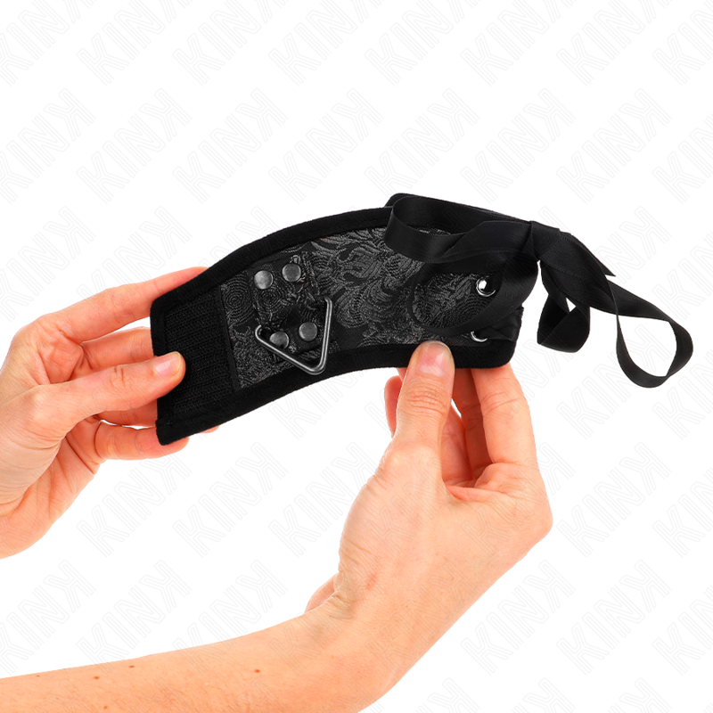 KINK - SCANDAL WRIST RESTRAINTS BLACK LACE DETAILS 24.5 CM X 6.5 CM - 3