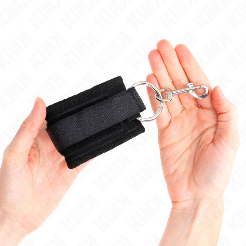 KINK - WRIST RESTRAINTS BLACK ADJUSTABLE 18-35 CM X 6 CM - 3