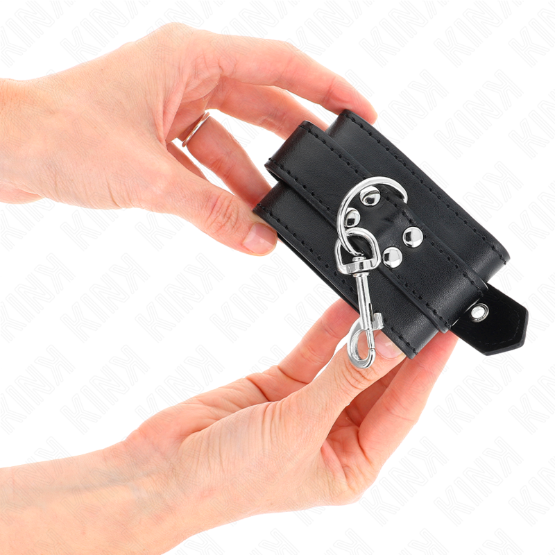 KINK - WRIST RESTRAINTS WITH STUDS 35 X 6 CM - 4