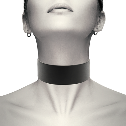 COQUETTE CHIC DESIRE - VEGAN LEATHER CHOKER - 2