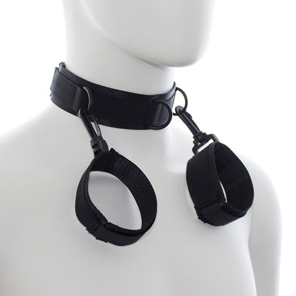 OHMAMA FETISH - NYLON HANDCUFFS AND COLLAR - 1