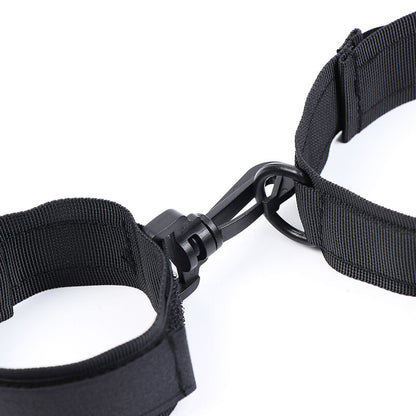 OHMAMA FETISH - NYLON HANDCUFFS AND COLLAR - 10