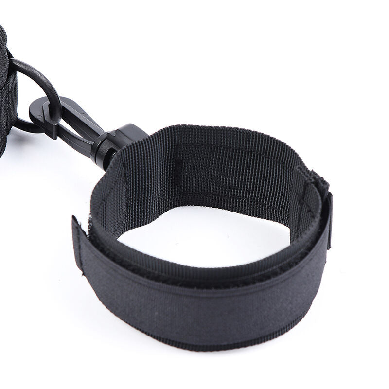 OHMAMA FETISH - NYLON HANDCUFFS AND COLLAR - 9