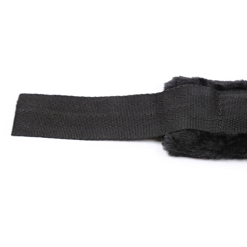 OHMAMA FETISH - FURRY LINED WRIST RESTRAINTS - 1
