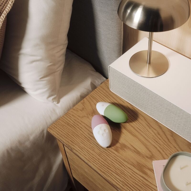 LELO - SIRI 3 CLITORIS MASSAGER PISTACHIO CREAM - 2