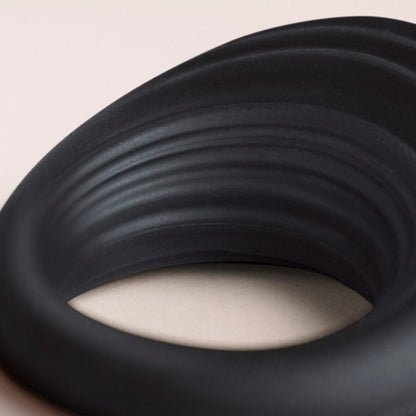 ROCKS-OFF - BLACK SPIRE VIBRATING COCK RING