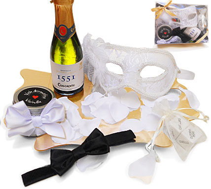 INEDIT - EROTIC KIT WHITE VENETIAN MASK - 1