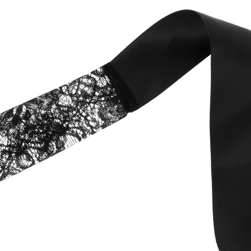 COQUETTE CHIC DESIRE - LACE MASK BLACK - 4