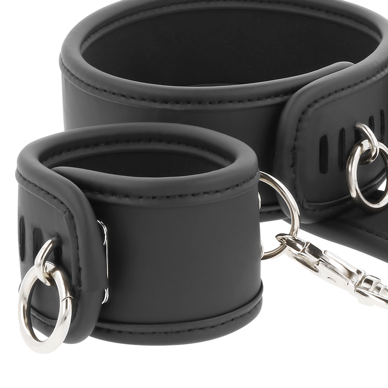FETISH SUBMISSIVE - VEGAN LEATHER NECKLACE AND HANDCUFFS WITH NOPRENE LINING - 3