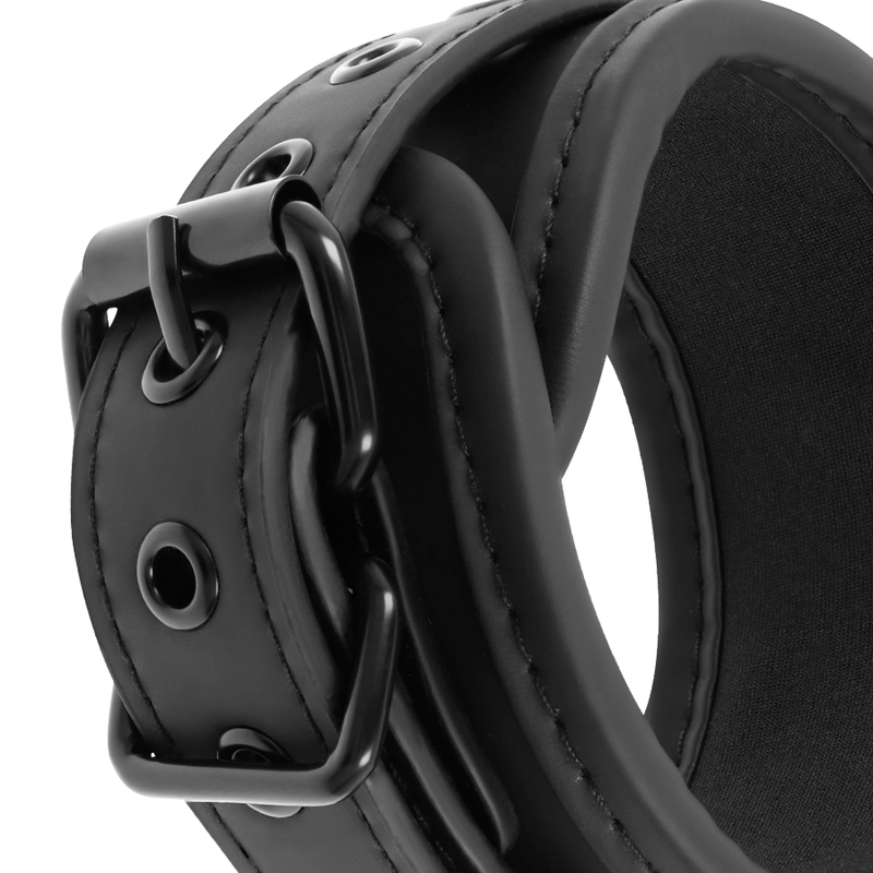 FETISH SUBMISSIVE - SET OF HANDCUFFS AND TIES WITH NOPRENE LINING - 4